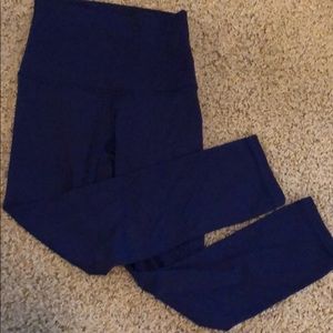 Lululemon yoga pants